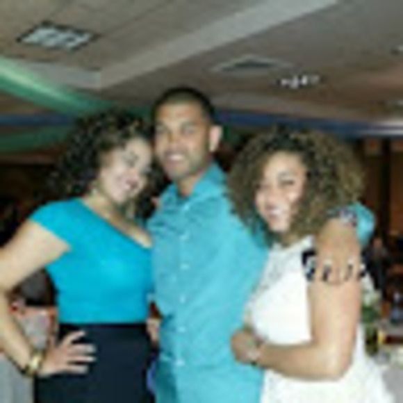 Meet your Posher, Cristian - Picture 1 of 1